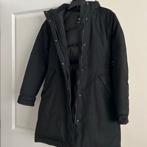 North Face women’s parka with detachable hood
